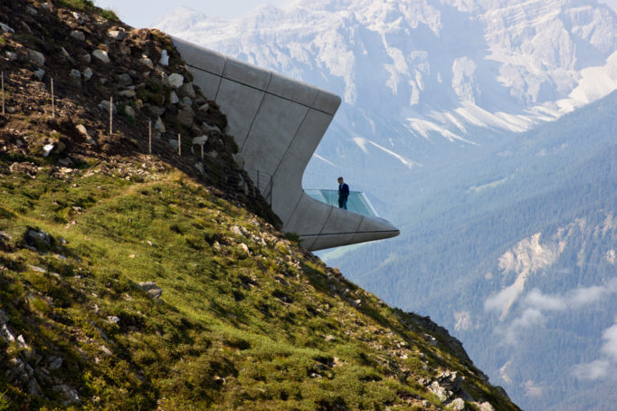 Arquitectura en la montaña. Zaha Hadid. 