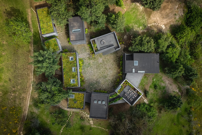 Vista aérea de Casa Bruma por Fernanda Canales y Claudia Rodríguez.