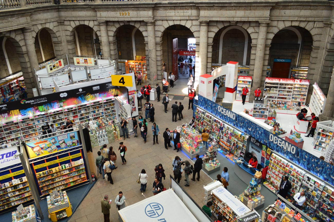 Feria del libro. Exposiciones y eventos culturales. 