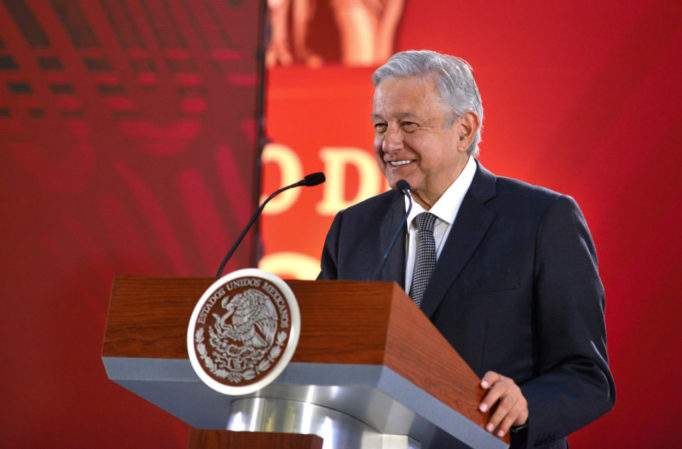 100 días de gobierno de López Obrador, en la conferencia matutina del 27 de febrero, AMLO anunció el fin de estímulos fiscales a cultura