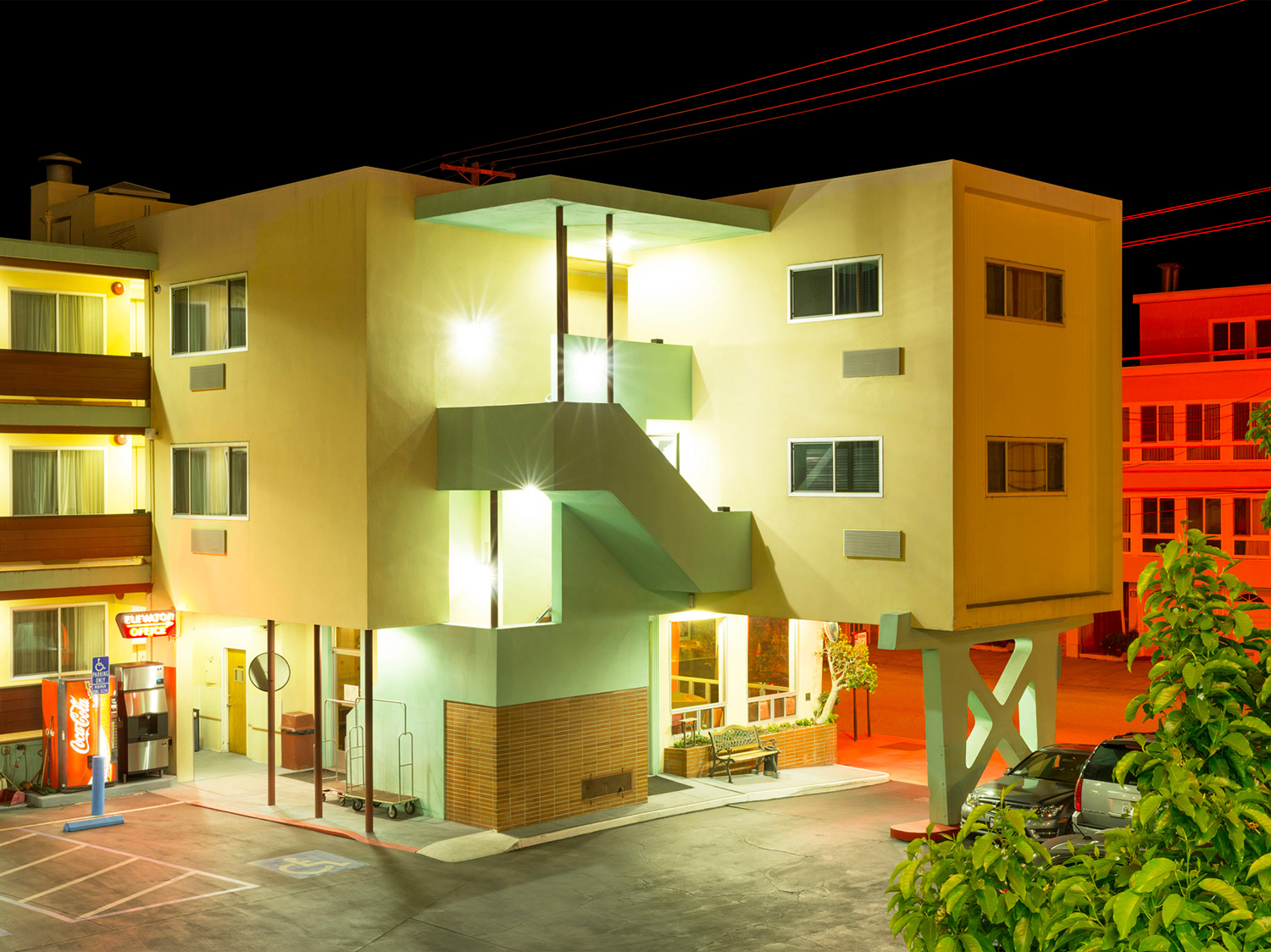 Fernando Bayona. Arquitectura de motel.