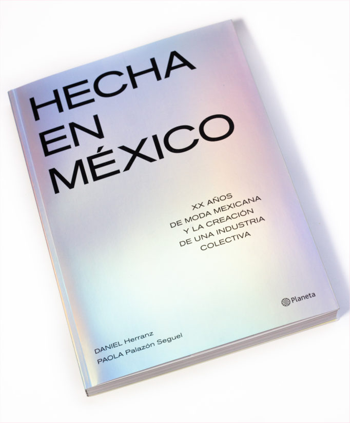 Libros agosto 2020. Moda mexicana